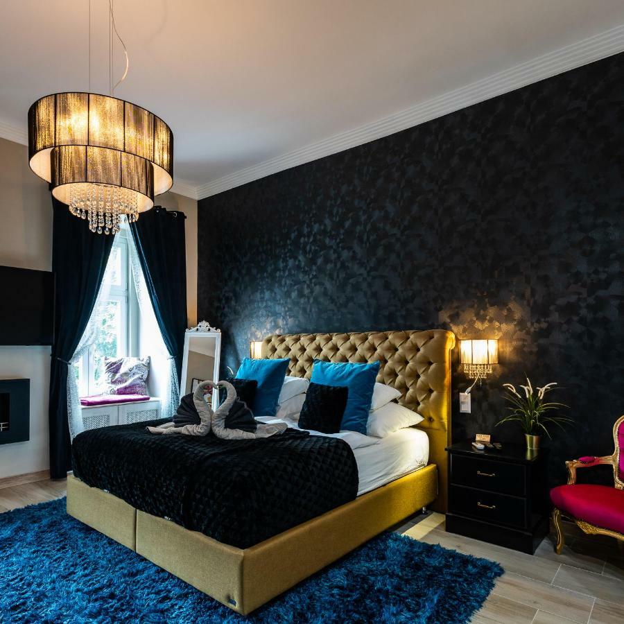 Center Of The Center, The Grand Deluxe Budapeste Exterior foto