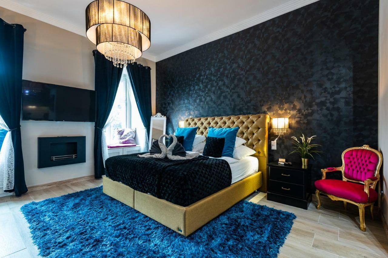 Center Of The Center, The Grand Deluxe Budapeste Exterior foto